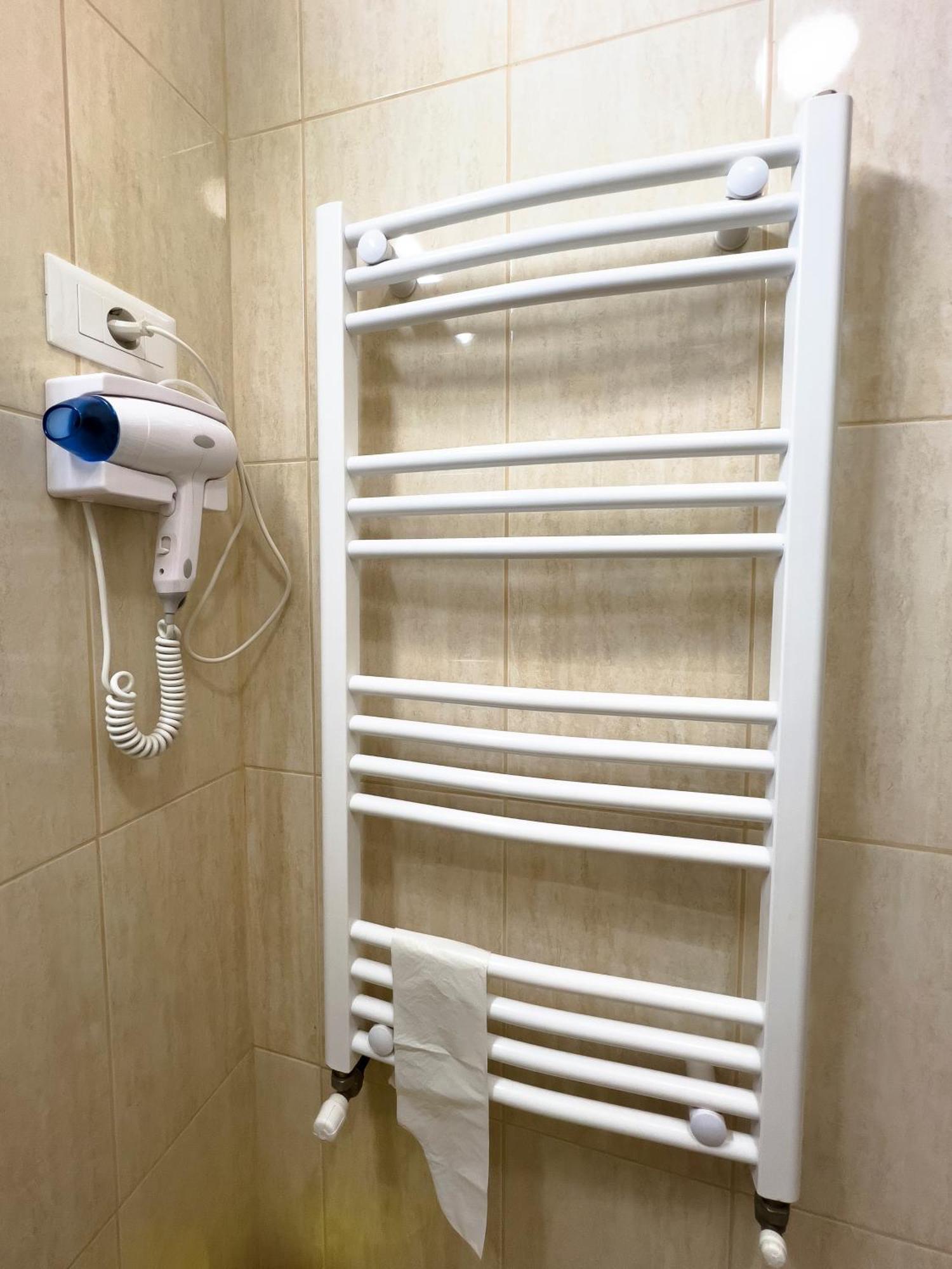 Pensiunea Ewe Caciulata Bagian luar foto